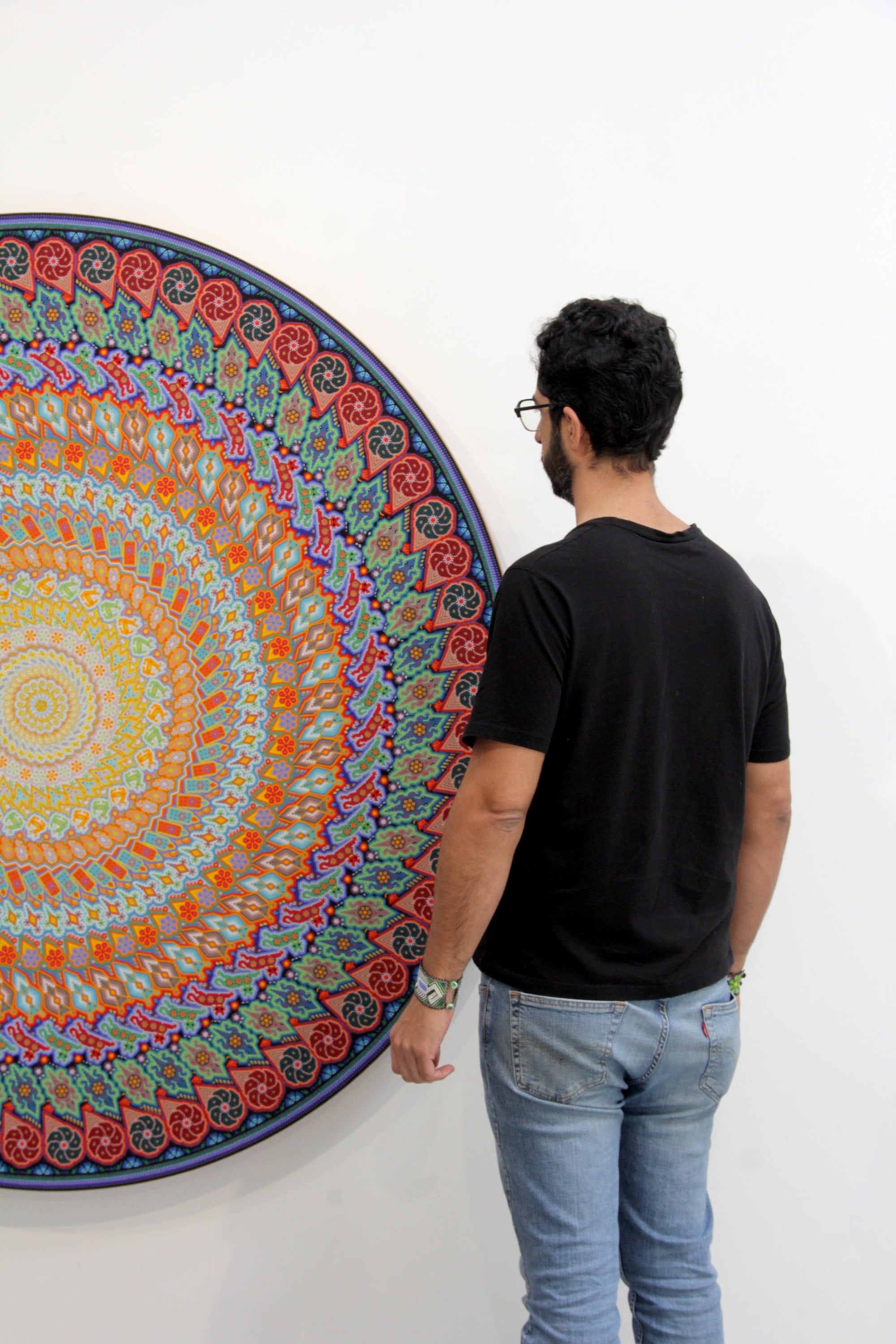 Nierika de Chaquira Círculo Huichol - Tatéi-kie - 160 cm.