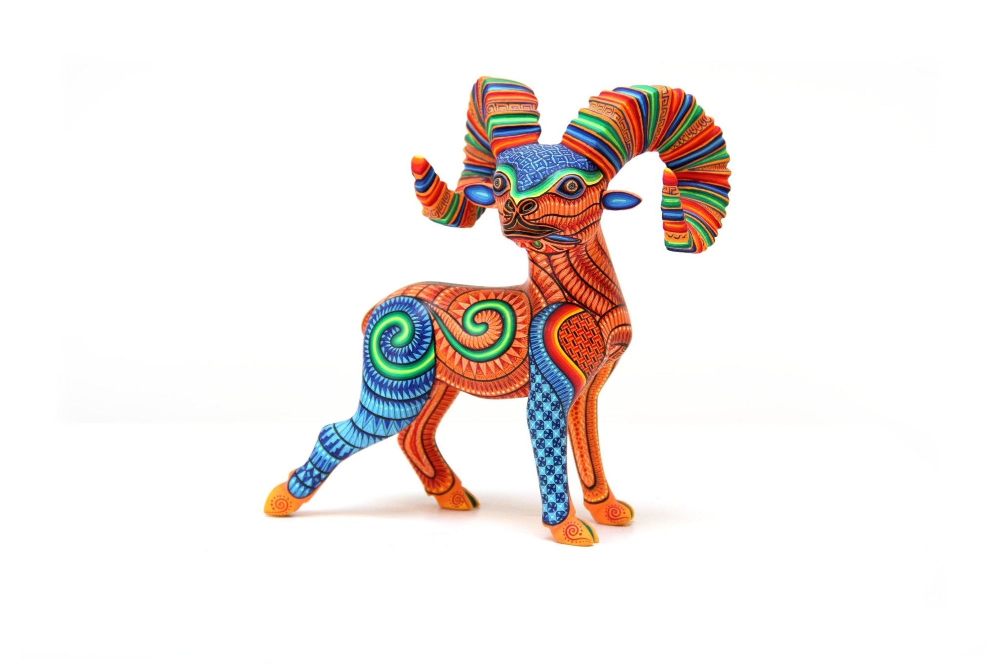 Alebrije - Cimarrón - Arte Huichol - Marakame