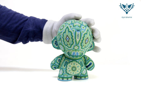 Escultura Arte Huichol - Munny Edición Especial 7'' - Hikuri - Arte Huichol - Marakame