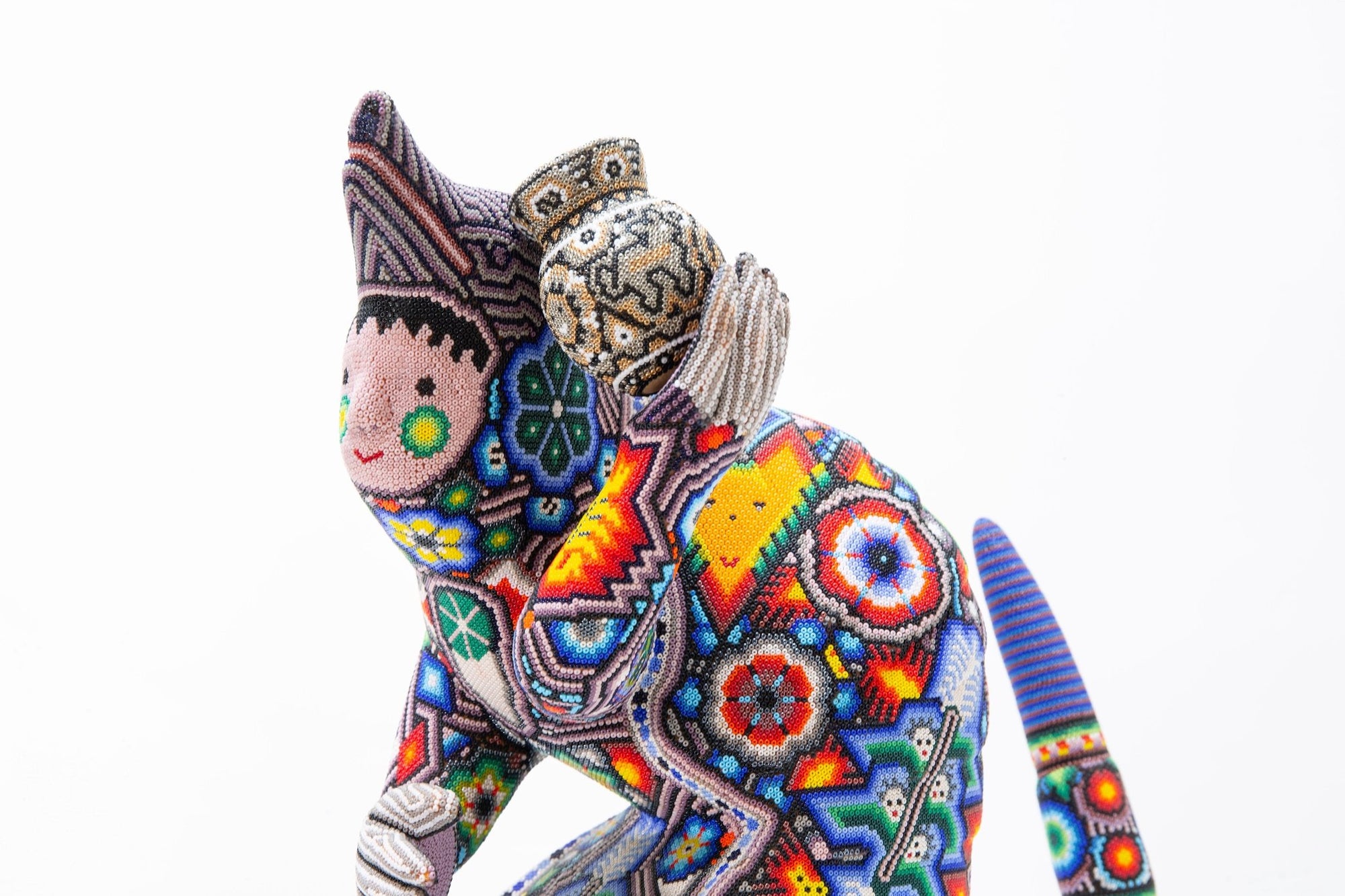 Escultura de copal Nahual - Nunutzi - Arte Huichol - Marakame